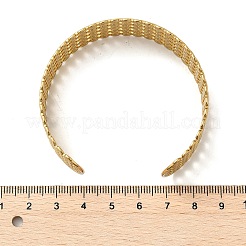 女性用 304 ステンレススチール製中空カフバングル  PVD真空メッキ  長持ちメッキ  ゴールドカラー  内径：2x2-1/4インチ（5.2x5.7cm）&nbsp;BJEW-Z096-01G