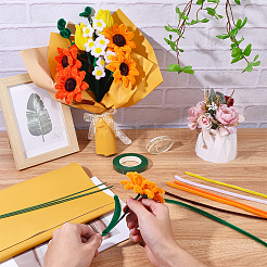ひまわりのツイストスティックのDIYキット  鉄製の茎の花棒を含む  DIYぬいぐるみスティック  パイプクリーナー  マスキングテープ  包装紙とポリエステルリボン  ミックスカラー  304x2mm&nbsp;AJEW-SC0032-03