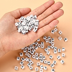 不透明なアクリル水平穴レタービーズ  キューブ  弾性水晶の線で  ホワイト  6x6x6mm  穴：3.2~3.5mm  約802個/セット&nbsp;SACR-YW0001-44