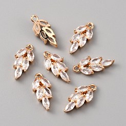 真鍮マイクロパヴェクリアキュービックジルコニアペンダント  葉  ライトゴールド  16x7x4mm  穴：1.4mm&nbsp;FIND-WH0045-92KCG