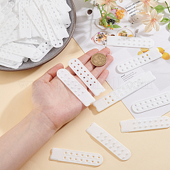 40つの穴があるプラスチック製のスナップバックストラップ7セット  帽子キャップ交換用ファスナーバックル  ホワイト  82x20x2mm  穴：2.5mm&nbsp;FIND-BC0013-41B