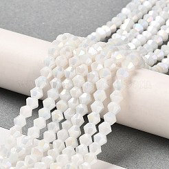 不透明なソリッドカラーの電気めっきガラスビーズ連売り  ABカラーメッキ  多面カット  双円錐形  ホワイト  4x4mm  穴：0.8~1mm  約75~78個/連  28~29cm&nbsp;EGLA-A039-P4mm-B15