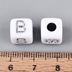 不透明なアクリルビーズ  文字付きのキューブ  シルバーライン入り  文字B  9~10x9~10x9~10mm  穴：4mm  約625個/500g&nbsp;SACR-T035-03B