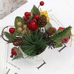 人工の赤いベリーと松ぼっくりの枝  クリスマスのヒイラギの葉、花束、花輪、パーティーの装飾用の花輪  グリーン  90~120x40~60mm  7個/セット&nbsp;HULI-PW0002-026