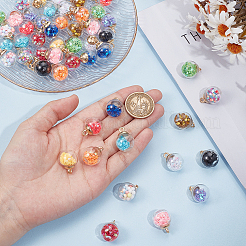 56色のガラスラウンドペンダント14個  プラスチック製の金具とフォームグリッター付き  ゴールドカラー  ミックスカラー  21x16mm  穴：2.5mm  4個/カラー&nbsp;GLAA-UN0001-17