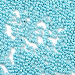 不透明色のガラスシードビーズ  ピーナッツ  ライトスカイブルー  2x4x2mm  穴：0.8mm  約45000個/ポンド&nbsp;SEED-A033-06J
