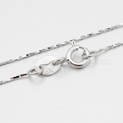 変色防止ロジウムメッキ925スターリングシルバーボストンリンクチェーンネックレス  スプリングリングの留め金と  細いチェーン  プラチナ  18インチ（45.7cm）  0.5mm&nbsp;STER-M086-17B