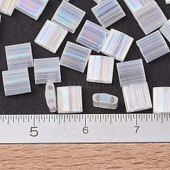 MIYUKIティラビーズ  日本製シードビーズ  2穴  (tl2549) クリスタル ab シルクサテン  5x5x1.9mm  穴：0.8mm  約5900個/500g&nbsp;SEED-MY05-TL2549