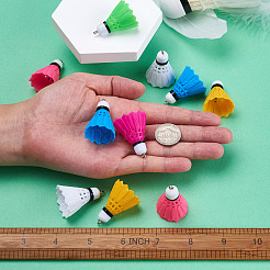 12個6色プラスチックペンダント  プラチナトーンの鉄のリング付き  ペンダントアクセサリー  バドミントンの形  ミックスカラー  1-3/8x1インチ（36x25mm）  穴：2mm  2個/カラー&nbsp;FIND-TA0001-60