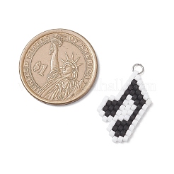 ガラスシードビーズ音符ペンダント  304ステンレススチールオープン丸カン付き  ブラック  24.5x14.5x2.5mm  穴：3mm&nbsp;PALLOY-MZ01049