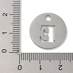 変色しない304ステンレススチールペンダント  ステンレス鋼色  アルファベット付きフラットラウンド  文字e  19x1.2mm  穴：2.5mm&nbsp;STAS-F233-M-P01-A-E