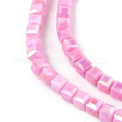 電気メッキオペークガラスビーズ連売り  キューブ  多面カット  パールピンク  5.5~6x6x6mm  穴：1mm  約66個/連  14.96''（38センチメートル）&nbsp;EGLA-U004-02A