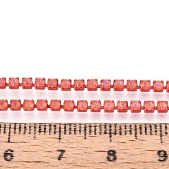 鉄ラインストーンカップチェーン  スプールで  レッドオレンジ  2x2x2mm  約29.99フィート（9.14m）/ロール&nbsp;CH-T006-05B-18