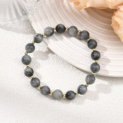 天然ホークスアイと真鍮の丸ビーズを使用したストレッチブレスレット（女性用・男性用）  18KGP本金メッキ  ビーズ：8mm  内径：2.28インチ（5.8cm）&nbsp;BJEW-JB13858