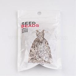 ガラスツイストbuglesシードビーズ  銀並ぶ  ホワイト  約6mm長  直径1.8mm  穴：0.6mm  1250個/ 50g&nbsp;X-TTSDB6MM21