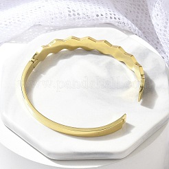 イオンプレーティング（IP）304ステンレススチール製ヒンジ付き女性用バングル  艶消し  波  18KGP本金メッキ  内径：2x2-3/8インチ（5x6cm）&nbsp;BJEW-A011-15G