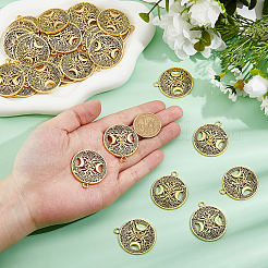 チベットスタイルの中空合金ペンダント40個  鉛フリー＆カドミウムフリー  トリプルムーンの女神とフラットラウンド  異教のアクセサリー  アンティーク黄金  39x34x1.5mm  穴：3mm&nbsp;TIBEP-FH0001-29AG