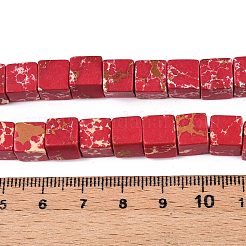 染色合成インペリアルジャスパービーズ連売り  キューブ  レッド  8~8.5x8~8.5x8~8.5mm  穴：1.2mm  約47~49個/連  15.35~15.79''（39~40.1センチメートル）&nbsp;G-T139-8x8-38B