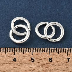 真鍮製フレームコネクター  インターロックリング  カドミウムフリー＆鉛フリー  長持ちメッキ  銀  20x12x12mm  内径：8mm&nbsp;KK-CBAFC6C-05B-S