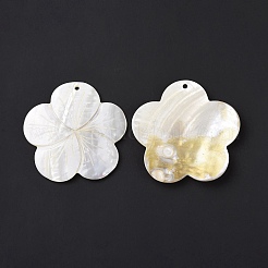 天然淡水シェルの大きなペンダント  花のチャーム  ホワイト  69x70.5x5mm  穴：3.5mm&nbsp;SHEL-H001-01