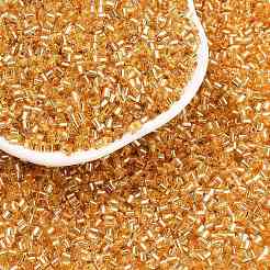 FGBグレードAガラスシードビーズ  六角形（ツーカット）  銀並ぶ  ゴールデンロッド  2x1.5~2mm  穴：0.5mm  約21000個/袋&nbsp;SEED-R007-FH32