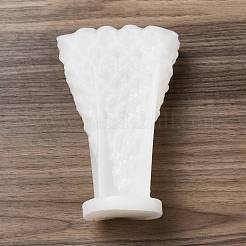 3dクリスマスツリーDIYキャンドルシリコンモールド  クリスマスツリーの香りのキャンドル作りに  ホワイト  9.3x15.5cm  内径：13.7x7.5のCM&nbsp;CAND-B002-09B