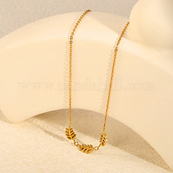 女性用304ステンレススチール製トリプルリーフペンダントネックレス  18KGP本金メッキ  15.75インチ（40cm）&nbsp;WG74C14-01