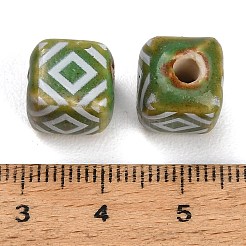 ヴィンテージの手作り磁器ビーズ  形状を持つ立方体  ファンシーアンティーク施釉磁器  オリーブ  11.5x10.5~11.5x10.5~11.5mm  穴：2.5mm&nbsp;PR-CBAB520-18C