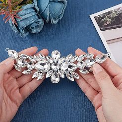 真鍮ラインストーン縫製装飾1個  結婚式のテーマ  ドレスシューズ衣服装飾  花  銀  180x49x10mm  穴：4mm&nbsp;DIY-FG0002-44