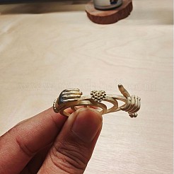 亜鉛合金指輪3個  心を込めた手  ゴールドカラー  usサイズ8（18.1mm）&nbsp;FS-WG7A35B-06