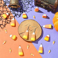 24 個 3 スタイルのハロウィーン不透明樹脂ペンダント  プラチナメッキの鉄製ループが付いたキャンディコーンチャーム  ミックスカラー  14.5~33x5~15x4~11mm  穴：1.5~2mm  8個/スタイル&nbsp;RESI-SC0006-32