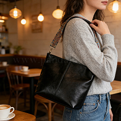 エシカルなバッグストラップ付きPUレザーショルダーバッグ  台形  ライトゴールド  ブラック  250~330x115x250mm&nbsp;AJEW-WH20816-217A