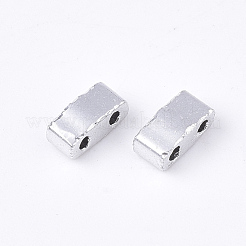 電気メッキ不透明ガラスシードビーズ  2穴  長方形  銀メッキ  4.5~5.5x2x2~2.5mm  穴：0.5~0.8mm&nbsp;SEED-S023-20B-03