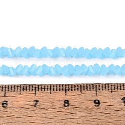 ジェイド風ガラスビーズ連売り  三角形  多面カット  ライトスカイブルー  2~2.5x3.5~4x3.5~4mm  穴：0.8~0.9mm  約126~132個/連  13.78~14.96インチ（35~38cm）&nbsp;GLAA-N020-3mm-06