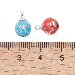 真鍮のペンダントが付いた不透明アクリルのメッキ  ラウンドチャーム  銀  ミックスカラー  11.5x8mm  穴：1.6mm&nbsp;PALLOY-JF05244