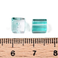 ベーキングペイント透明ガラスビーズ  キューブ  ライトシーグリーン  6.5~7x6~6.5x6~6.5mm  穴：1.5mm&nbsp;X1-DGLA-N005-01A-04